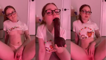 Nerd Glasses Hide Her Eyes: Strawberrymilk_xoxo Fucks Her Wet Pussy With A Fat Dildo